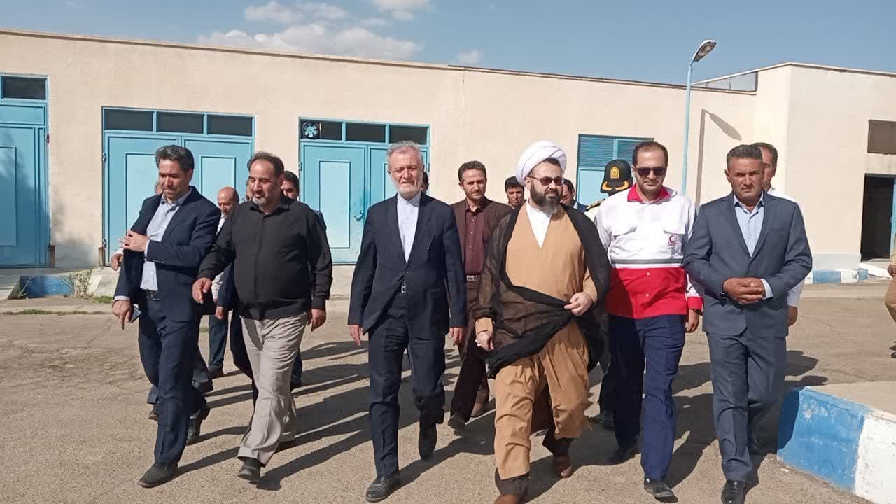 بازدید از مرکز رادیویی صدا و سیمای مرکز استان در محل دشت فسندوز