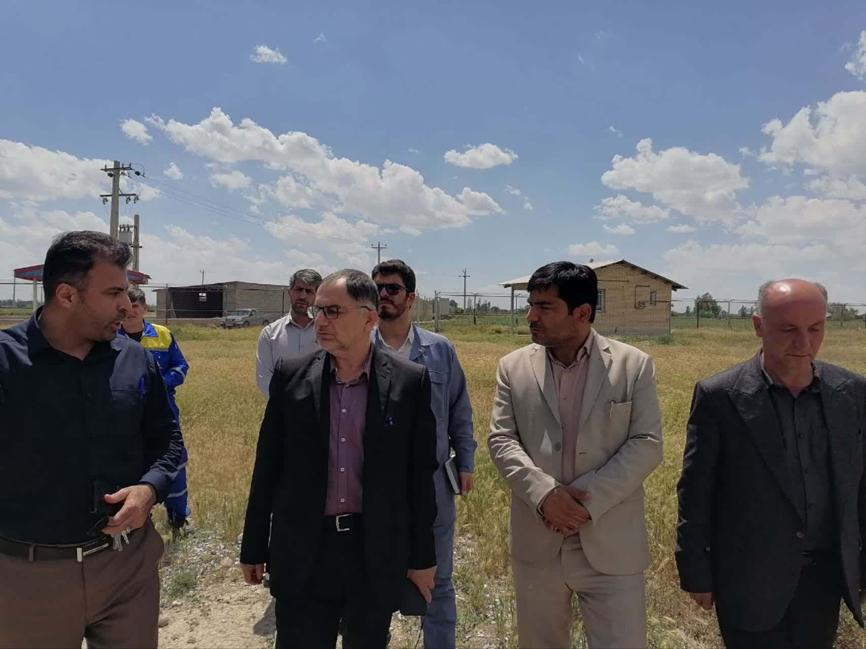 برگزاری جلسه شورای پدافند غیرعامل شهرستان چهاربرج / بازدید میدانی مدیرکل از تأسیسات گاز و سیلوی گندم