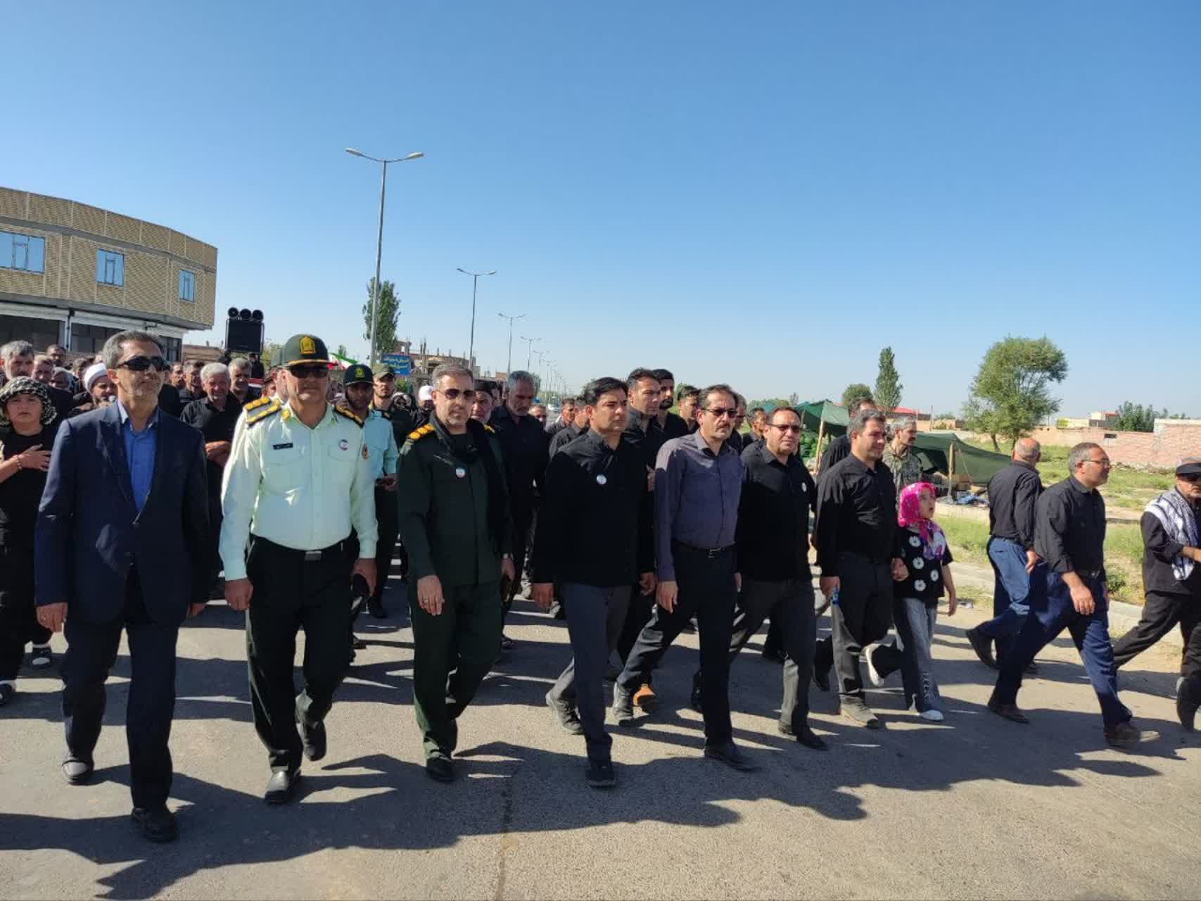 برگزاری پرشور آیین پیادهروی جاماندگان اربعین حسینی در چهاربرج