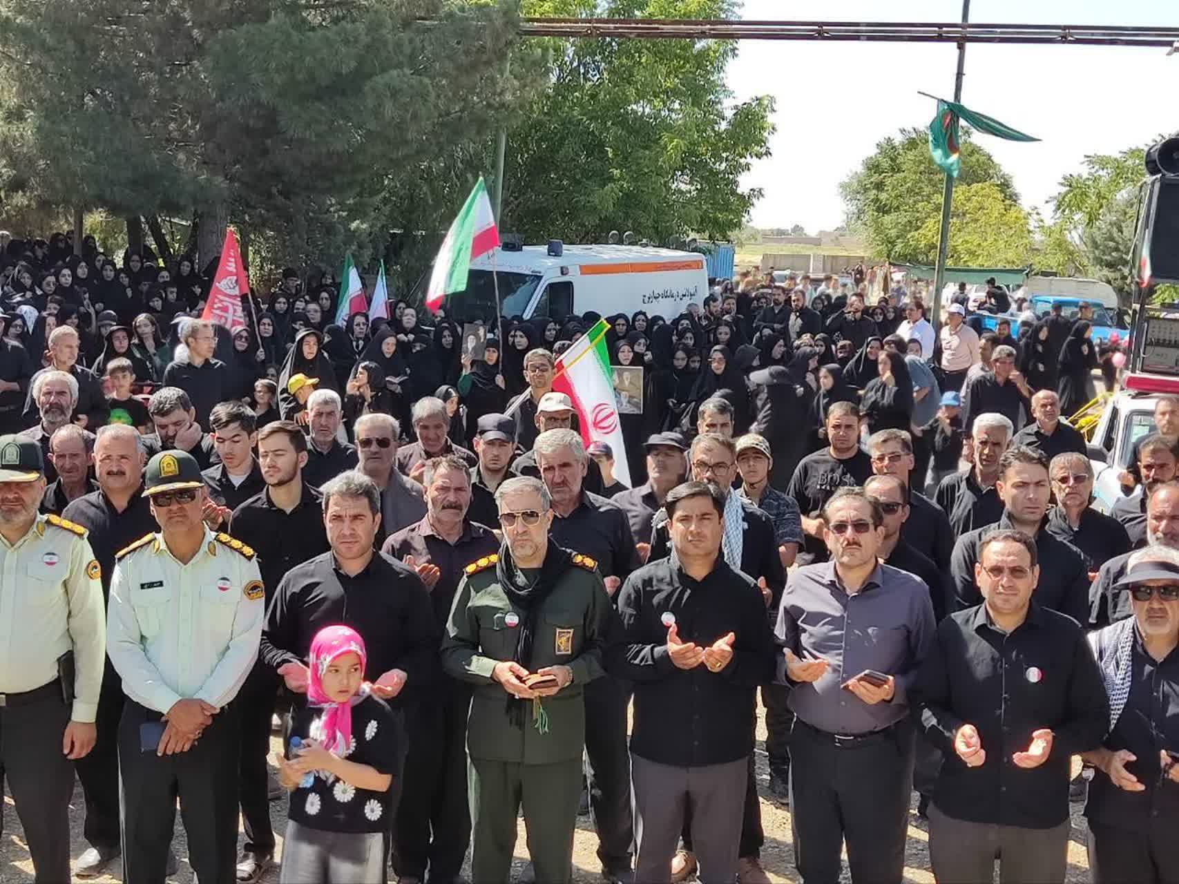 برگزاری پرشور آیین پیادهروی جاماندگان اربعین حسینی در چهاربرج