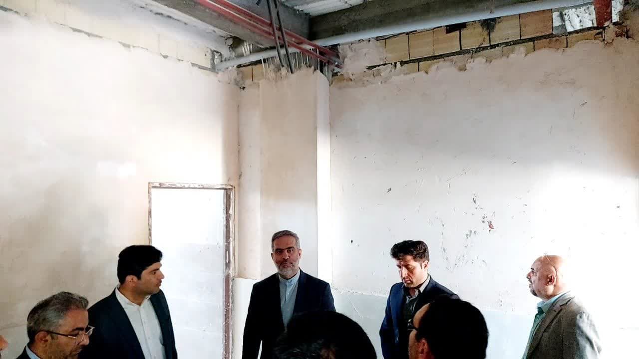 بازدید مشاور ارشد سازمان اداری و استخدامی کشور از زیرساختهای اداری شهرستان چهاربرج