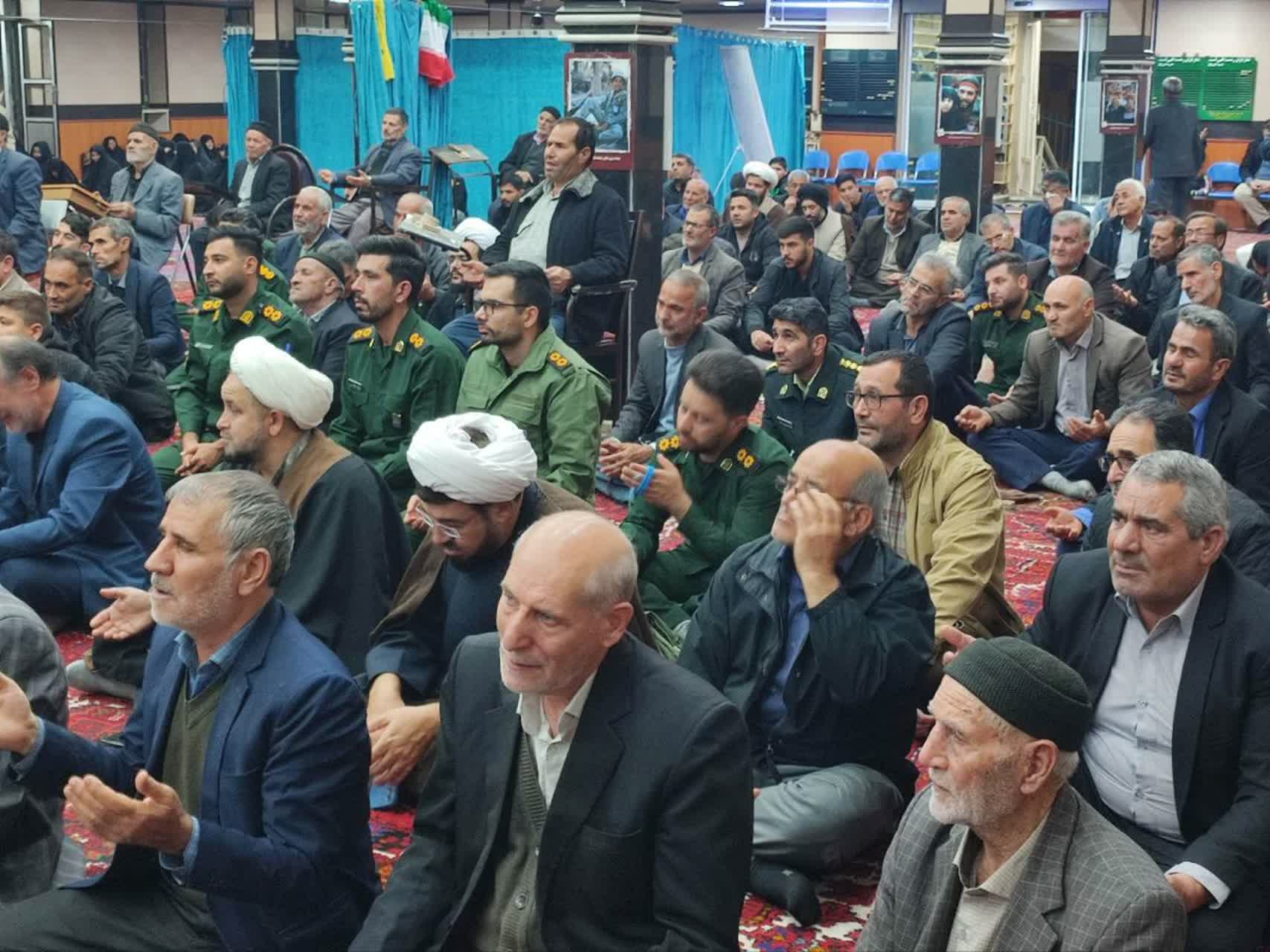 «مردم ولایتمدار چهاربرج در مراسم «شبی با شهدا» گرد هم آمدند»