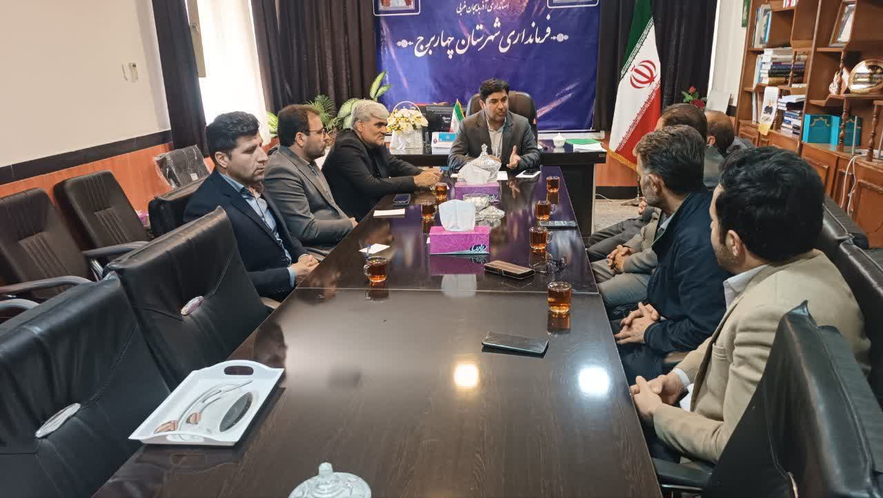 تلاش مشترک مسئولان چهاربرج برای جذب سرمایهگذار در حوزه بازار