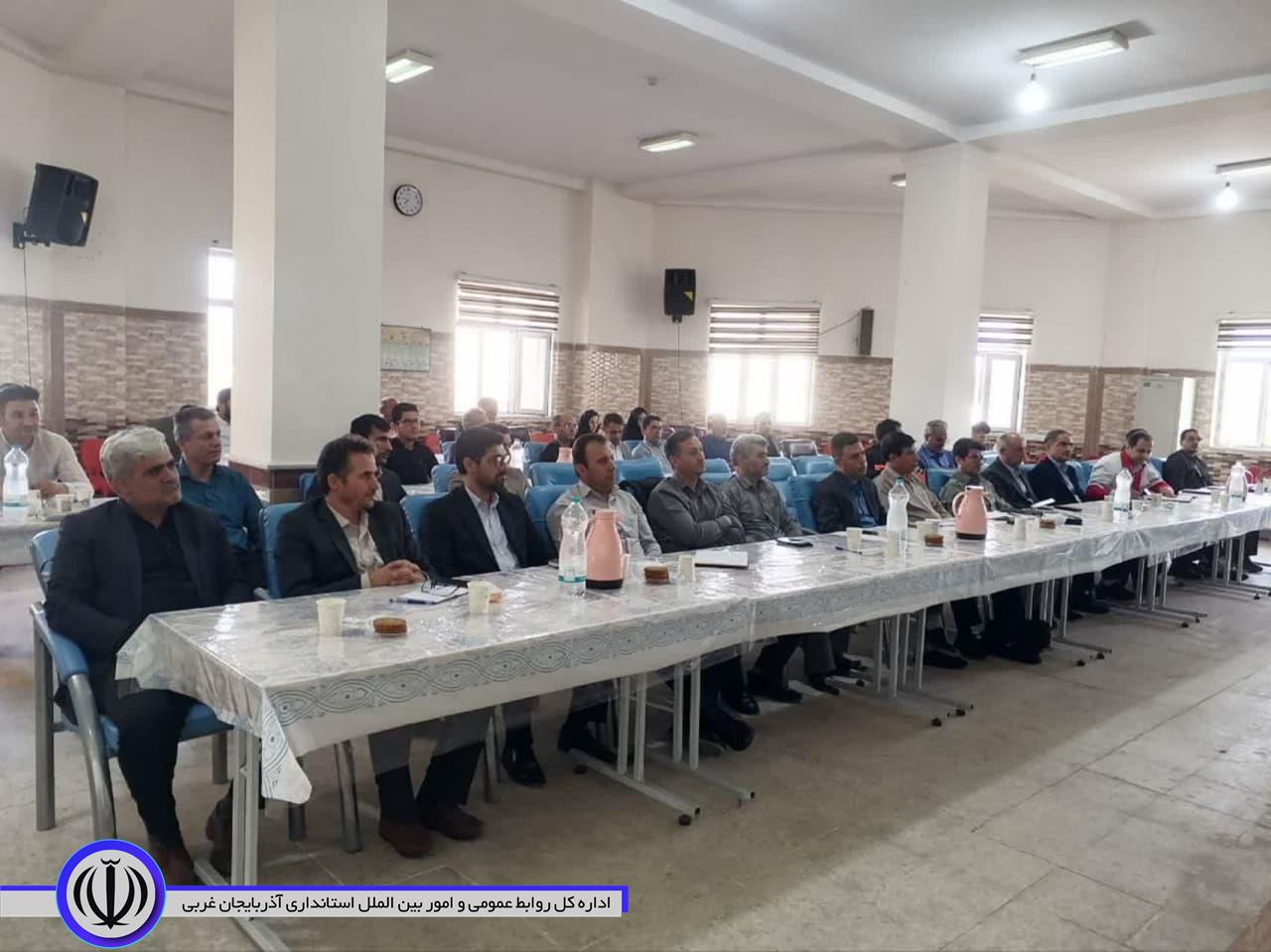 تشکیل کمیته برنامه‌ریزی شهرستان چهاربرج به منظور بررسی و توزیع اعتبارات