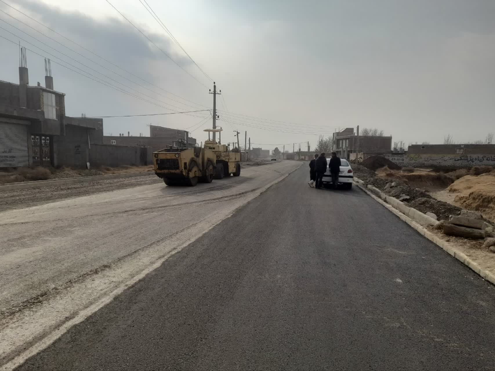 آسفالت‌ریزی معابر روستای مرادخانلو  با اجرای 5 هزار مترمربع آسفالت با اعتبار 35 میلیارد ریال