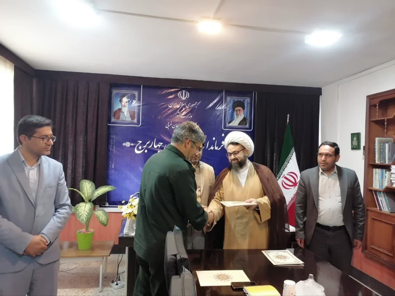 برگزاری جلسه هماهنگی ستاد بزرگداشت 12٬000 شهید استان(در قالب شهرستانی) در فرمانداری چهاربرج