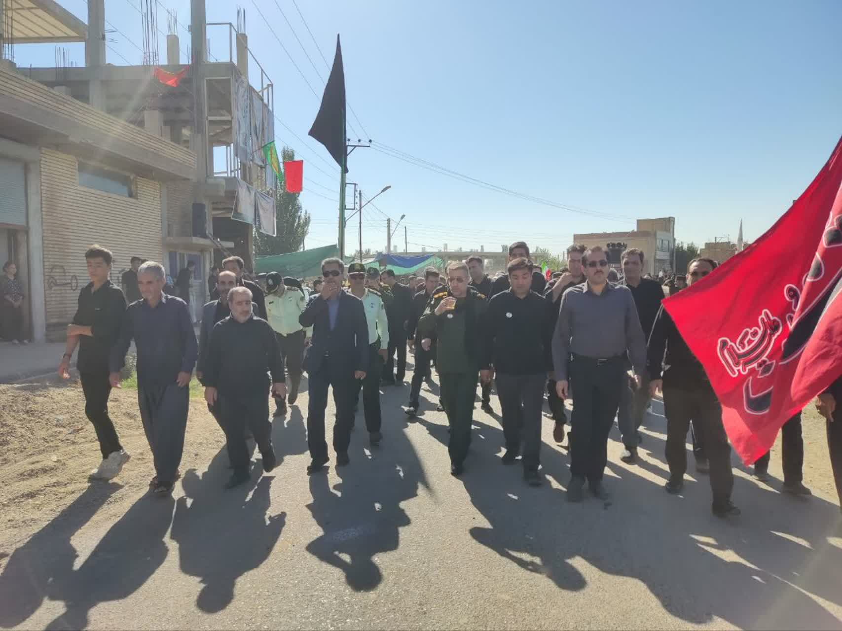 برگزاری پرشور آیین پیادهروی جاماندگان اربعین حسینی در چهاربرج