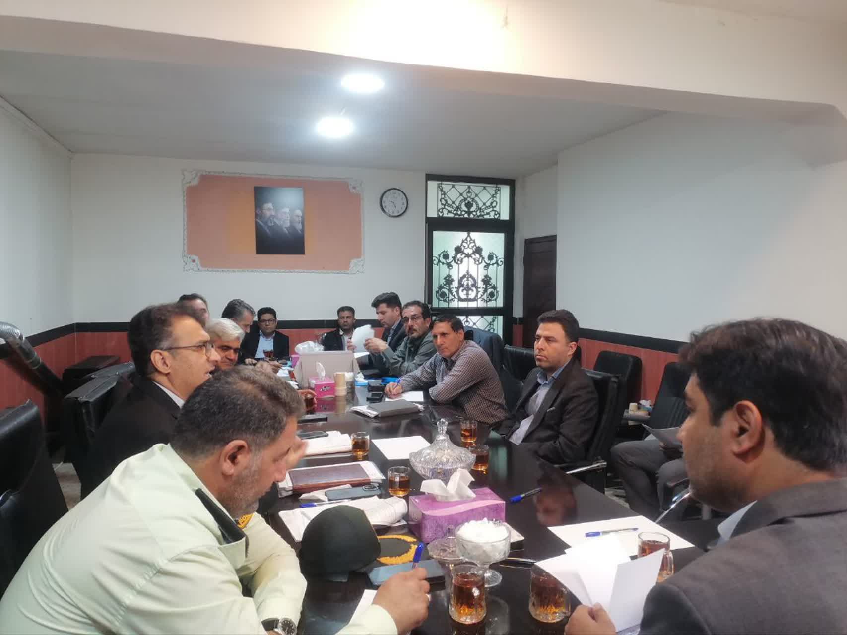 نخستین جلسه کارگروه پیشگیری از ساخت‌وساز غیرمجاز چهاربرج برگزار شد