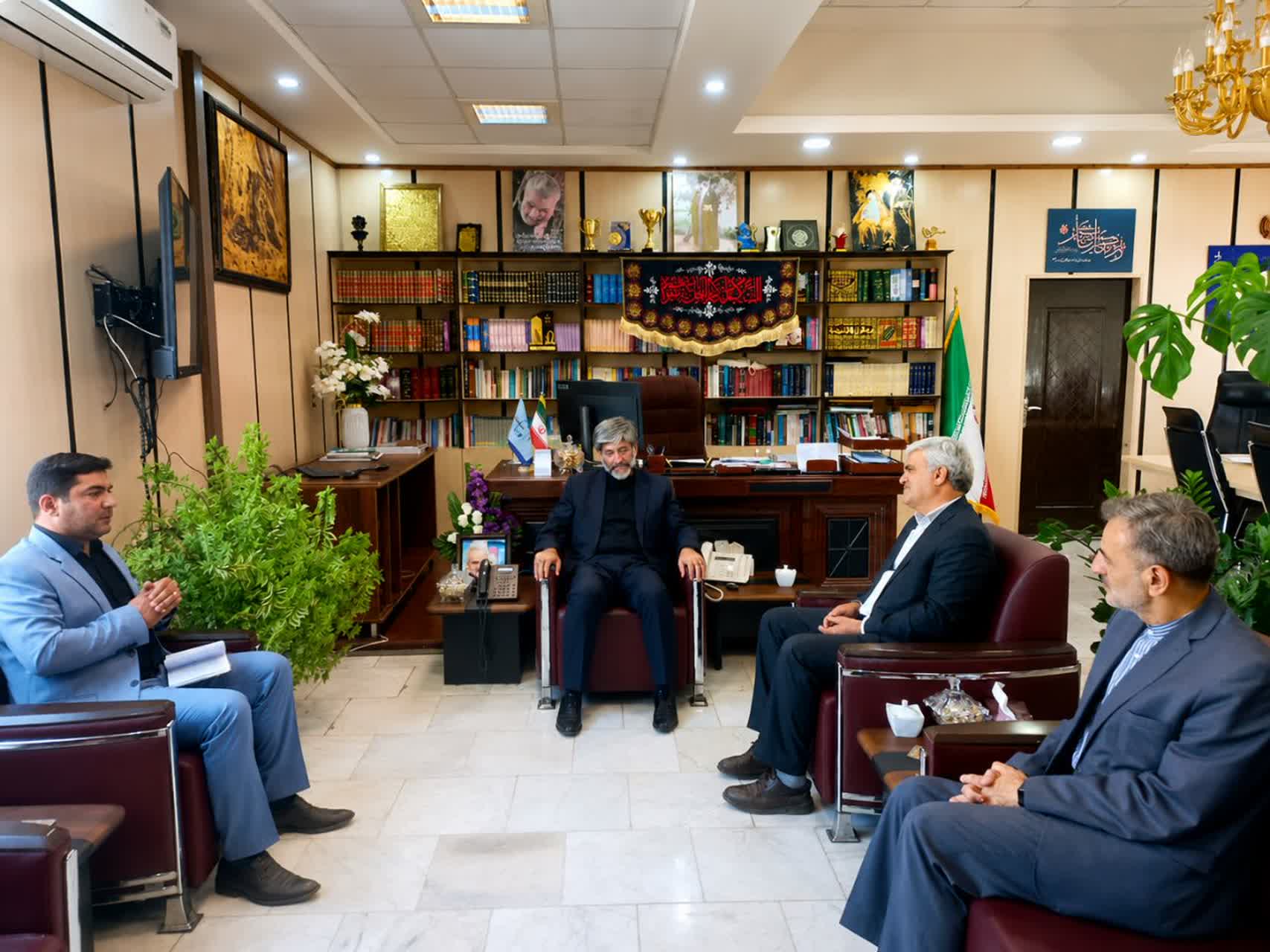 دیدار مسئولان چهاربرج با رئیسکل دادگستری استان