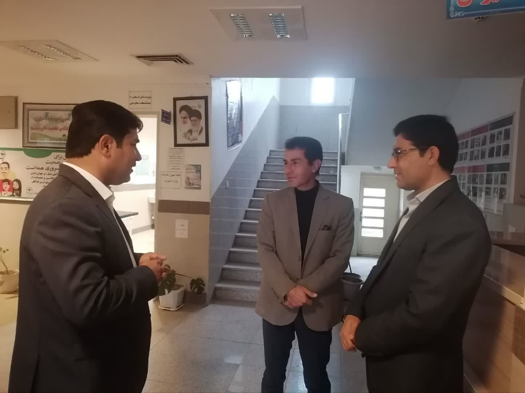 پیگیری مستمر مشکلات و گلایه های مردم تا حصول نتیجه