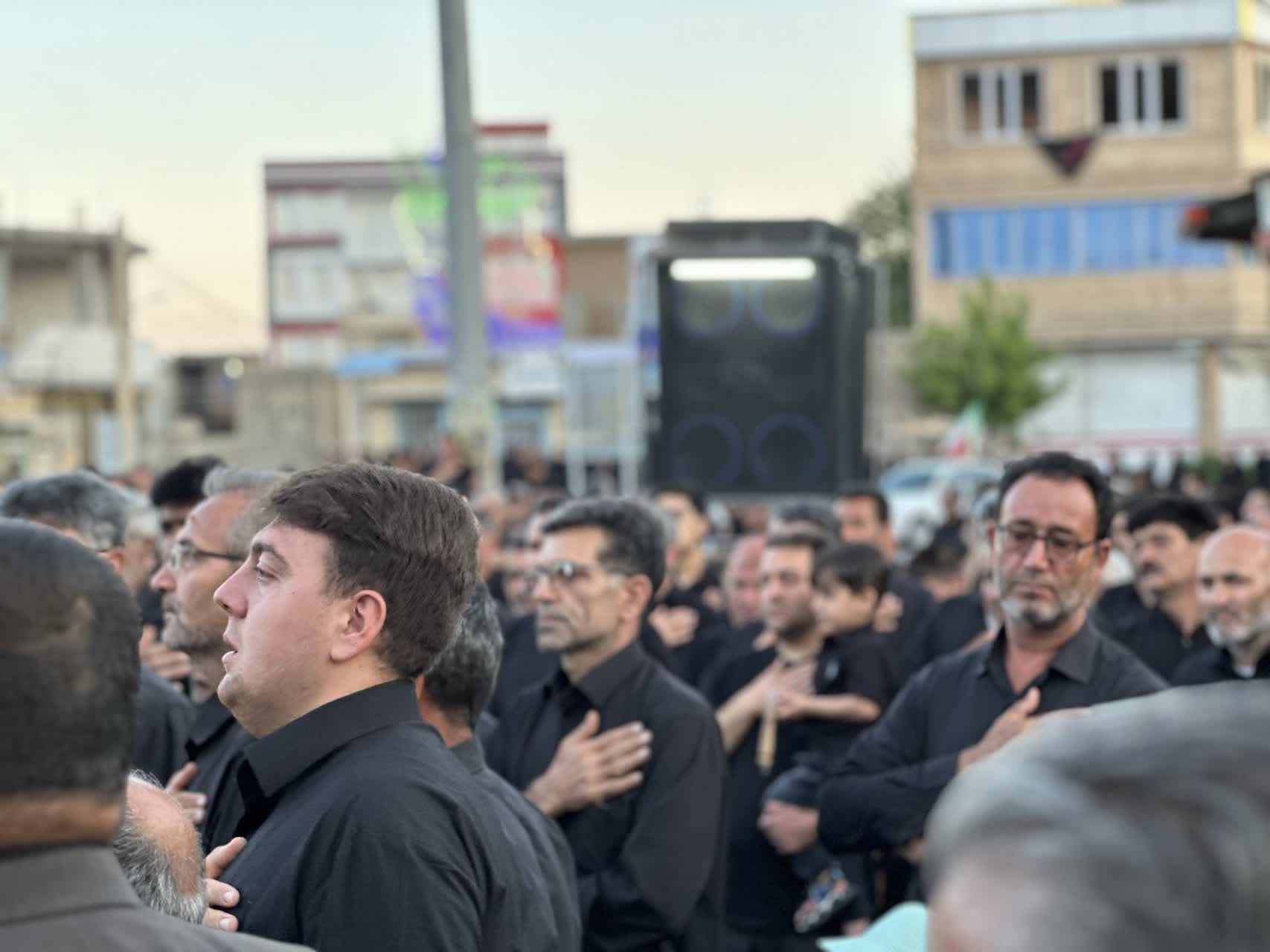 برگزاری مراسم عزاداری عصر عاشورا با حضور پرشور مردم و مسئولان در چهاربرج