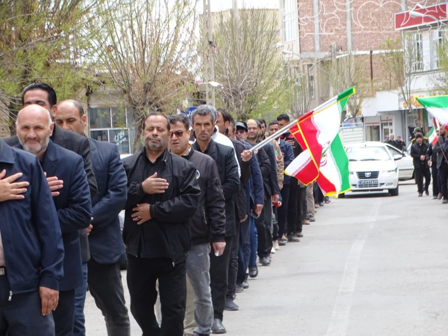 چهاربرج در سوگ «رهبر شهید» و شهدای مدرسه میناب