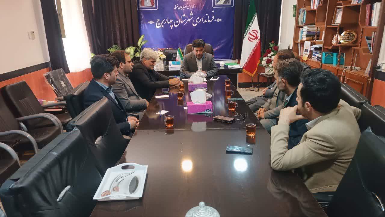 تلاش مشترک مسئولان چهاربرج برای جذب سرمایهگذار در حوزه بازار
