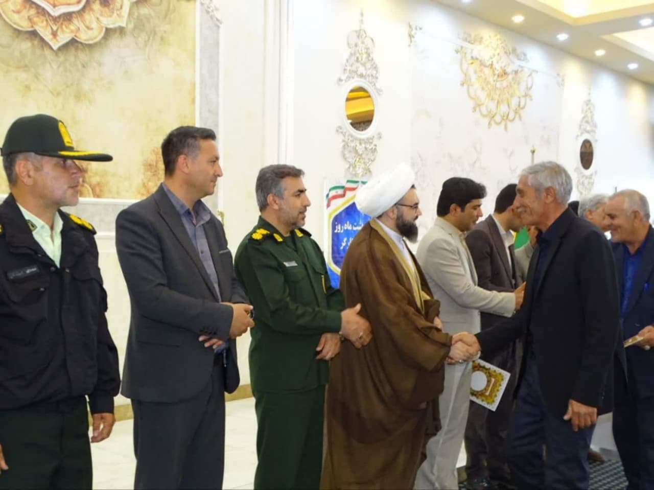 برگزاری مراسم گرامیداشت روز ملی شوراهای اسلامی و هفته کار و کارگر در شهرستان چهاربرج
