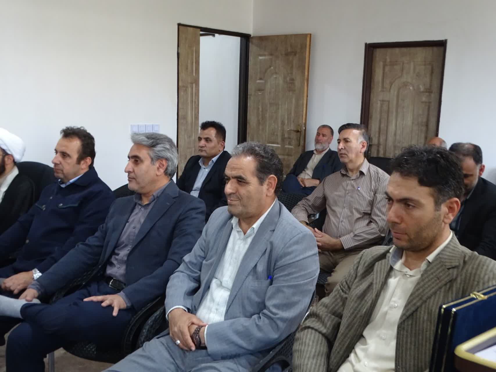 جلسه شورای فرهنگ عمومی شهرستان چهاربرج با محوریت برنامه‌های دهه ولایت و ماه محرم برگزار شد