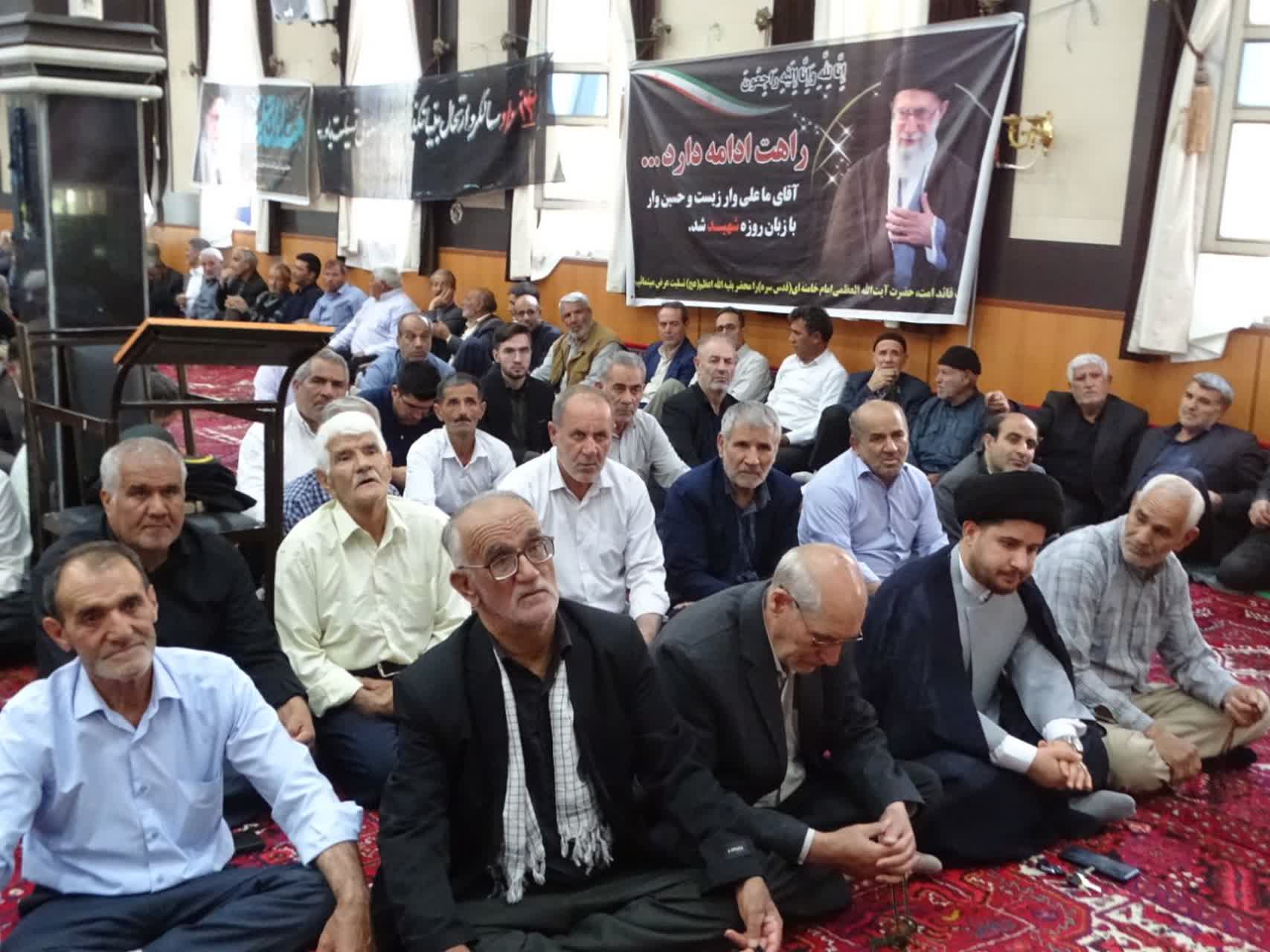 بزرگداشت معمار کبیر انقلاب و برپایی سفره احسان در چهاربرج
