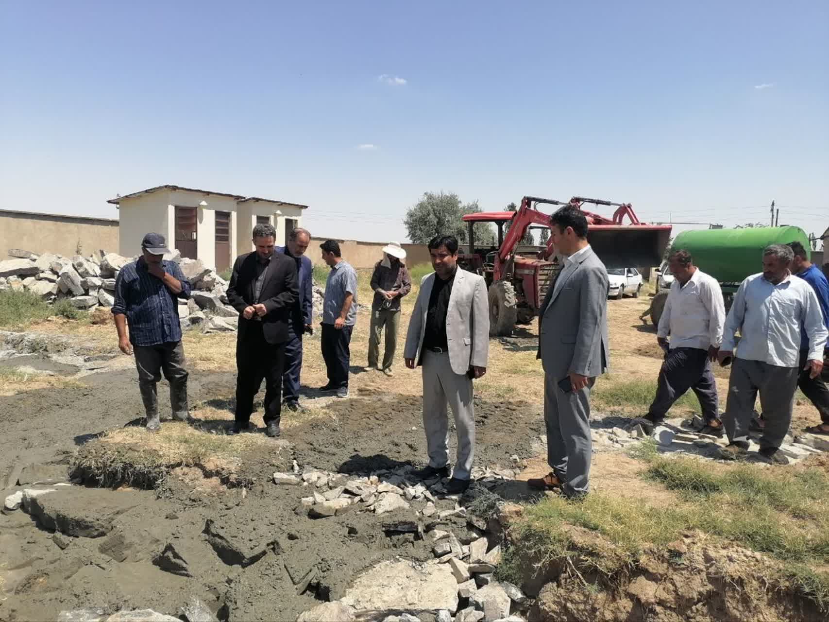 آغاز عملیات اجرایی احداث مدرسه در روستای «قرهقوزلو» با مشارکت خیرین