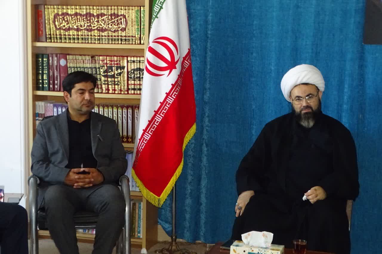 تأکید بر توسعه فعالیت‌های فرهنگی بقاع متبرکه و ترویج فرهنگ وقف در دیدار مسئولان استانی با امام جمعه چهاربرج