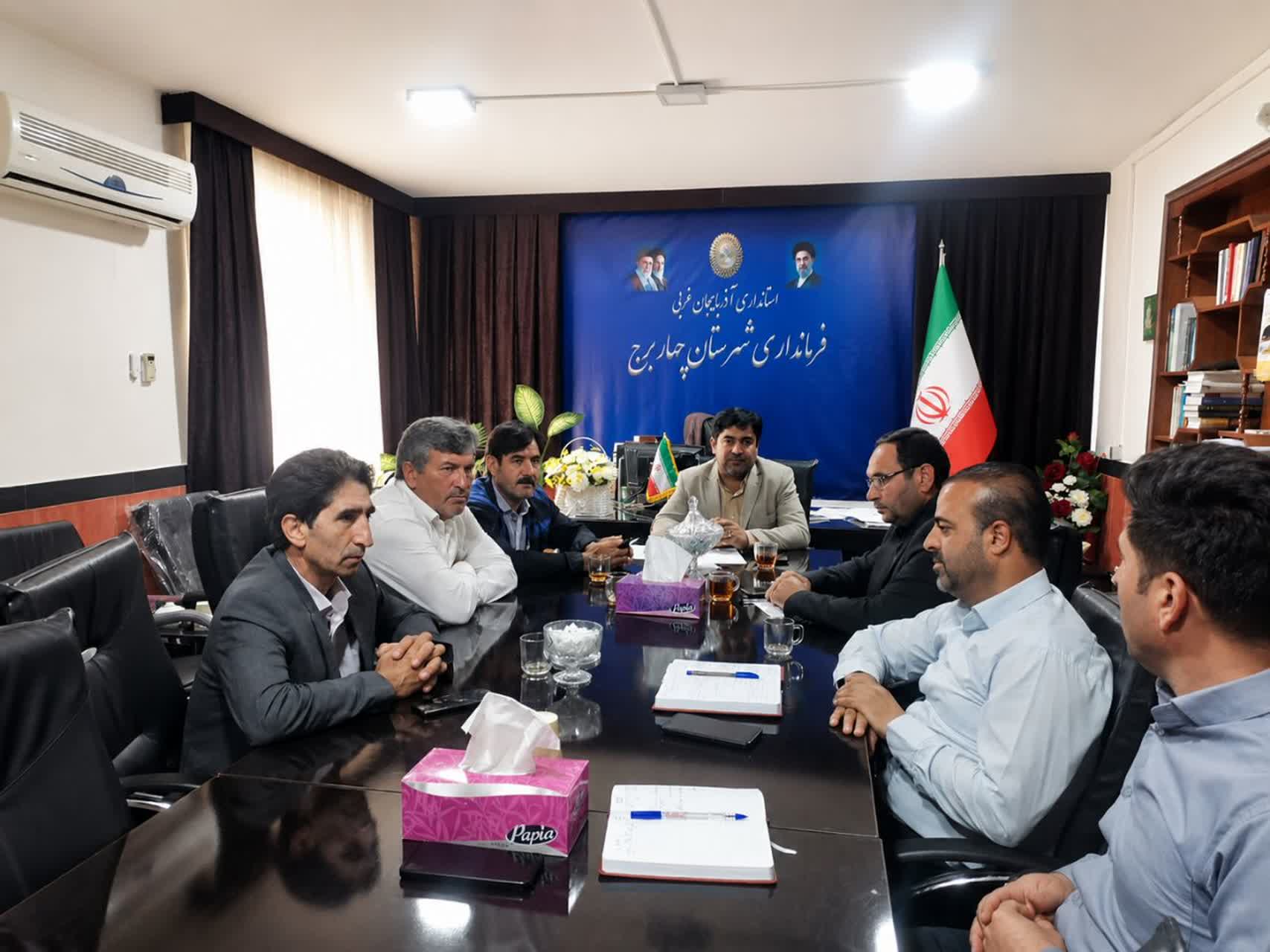 بررسی و اولویتبندی پروژههای عمرانی روستای قپچاق با حضور فرماندار چهاربرج