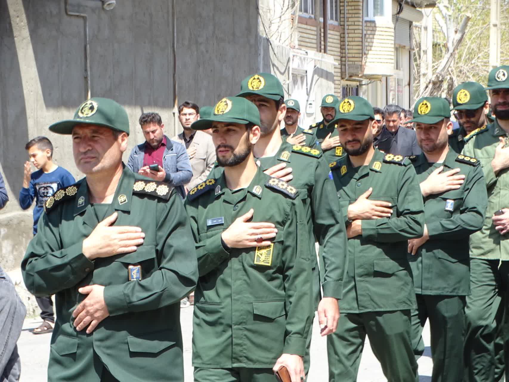 چهاربرج در سوگ «رهبر شهید» و شهدای مدرسه میناب