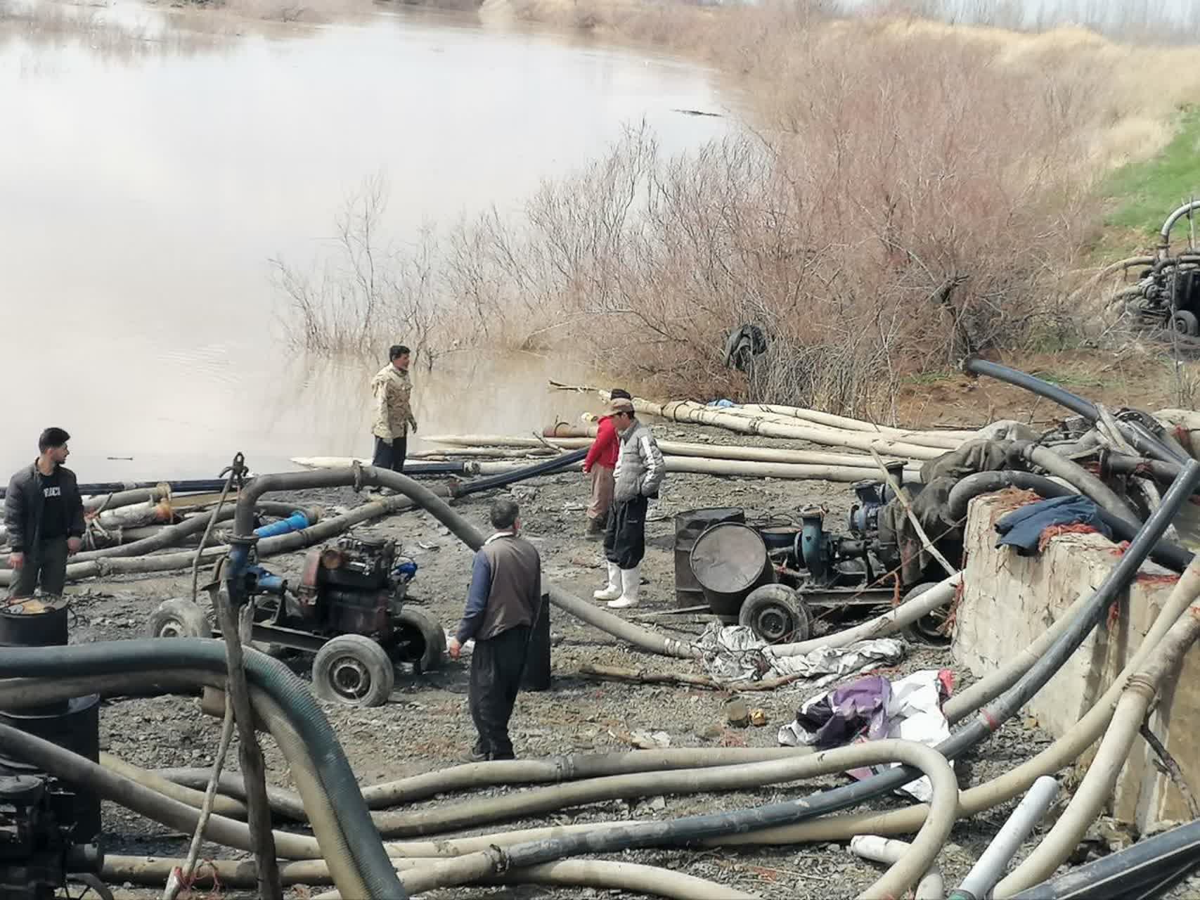 بازدید فرماندار چهاربرج از زرینه‌رود / اتخاذ تدابیر پیشگیرانه در پی افزایش تراز آب