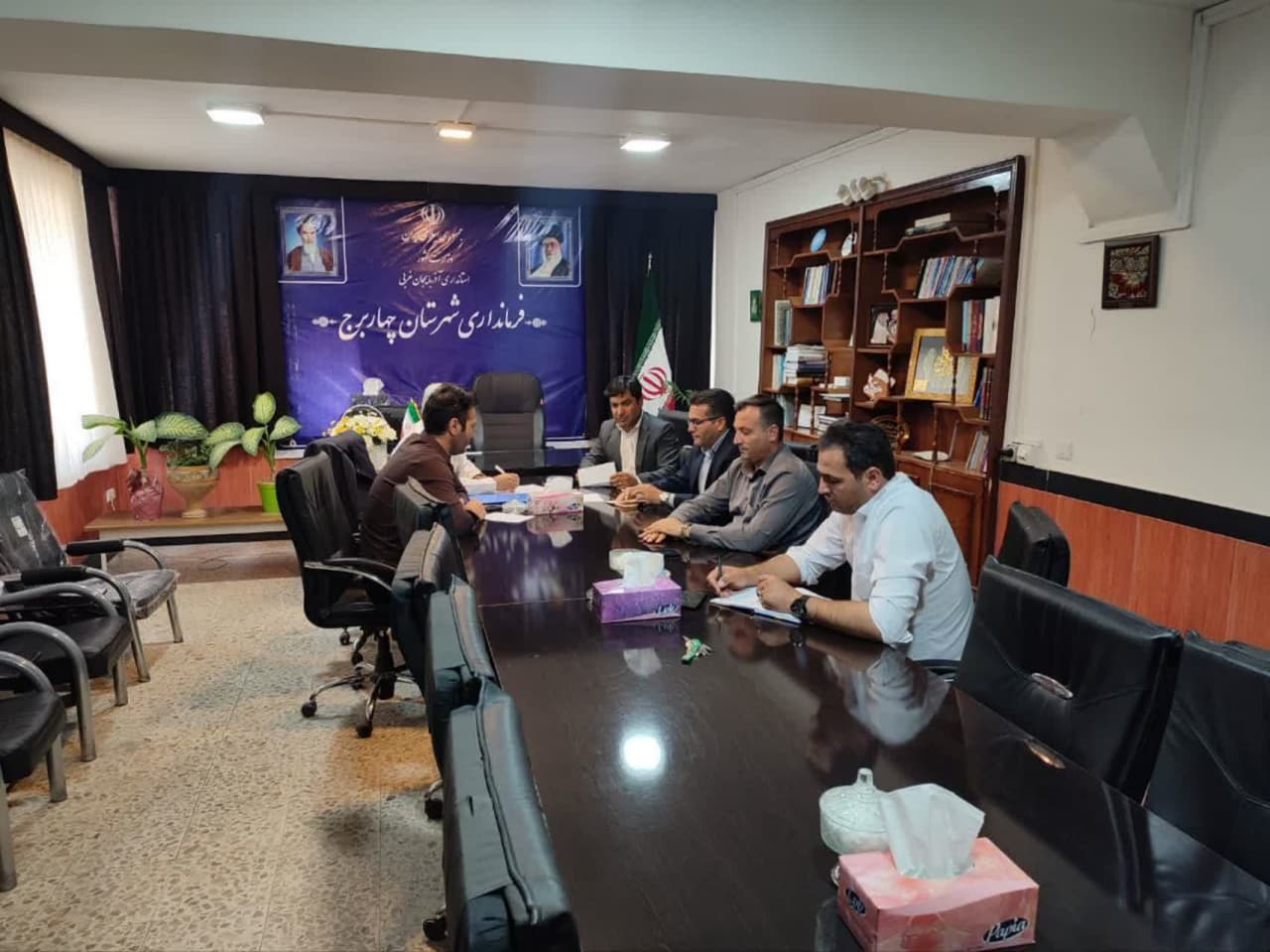جلسه هماهنگی فرماندار با مدیران شهری چهاربرج برگزار شد