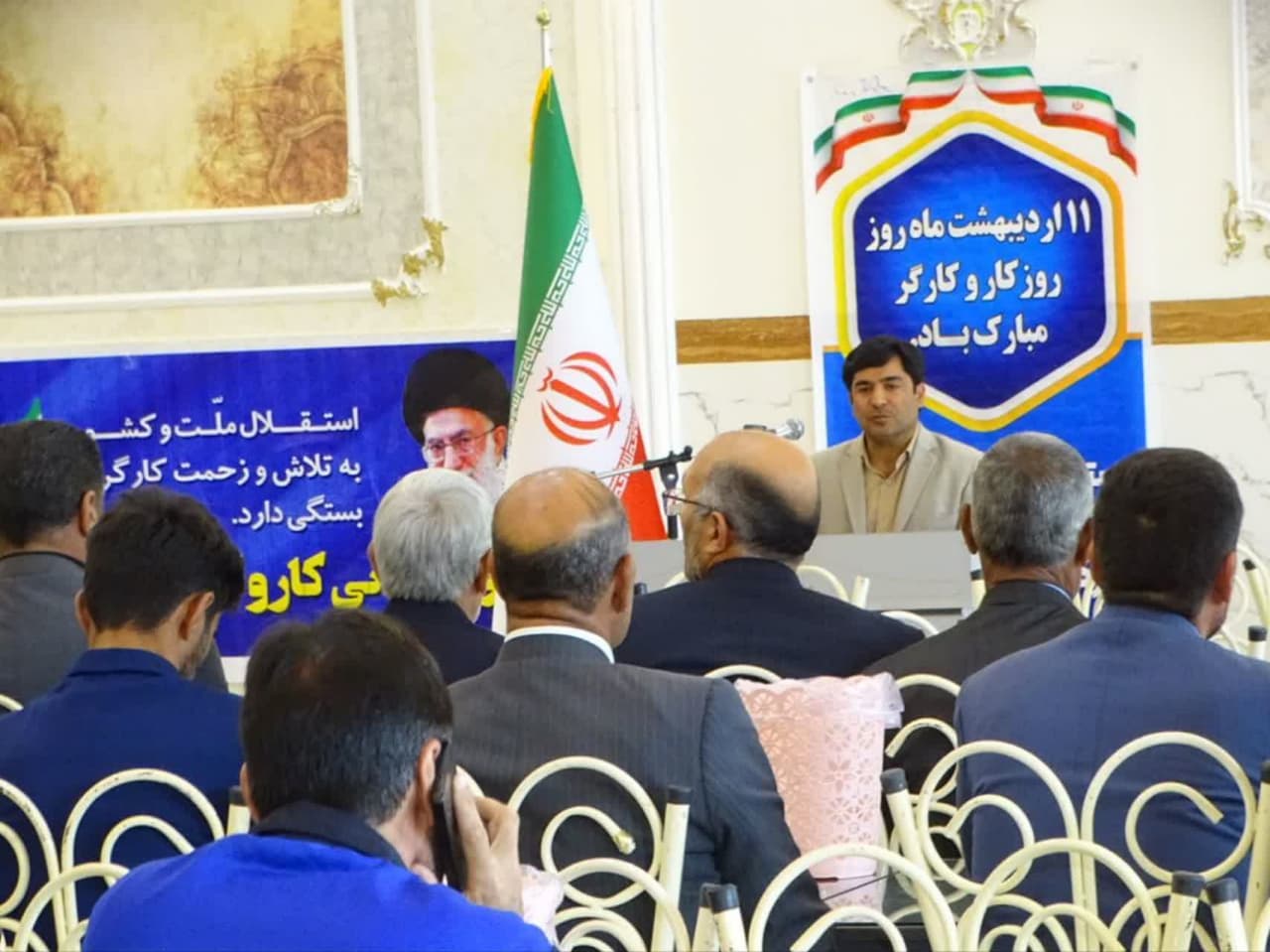 برگزاری مراسم گرامیداشت روز ملی شوراهای اسلامی و هفته کار و کارگر در شهرستان چهاربرج