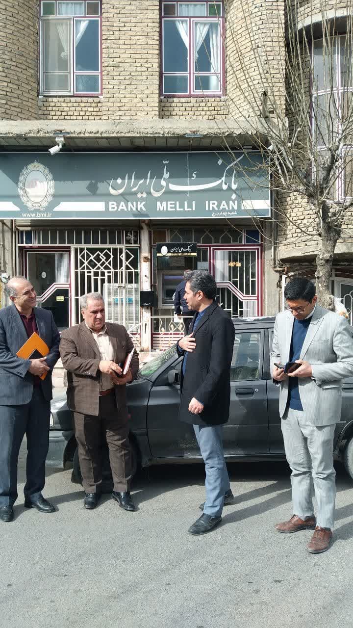 فرماندار چهاربرج از بانک ملی این شهرستان بازدید کرد