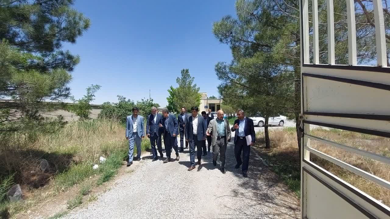 بازدید مشاور ارشد سازمان اداری و استخدامی کشور از زیرساختهای اداری شهرستان چهاربرج