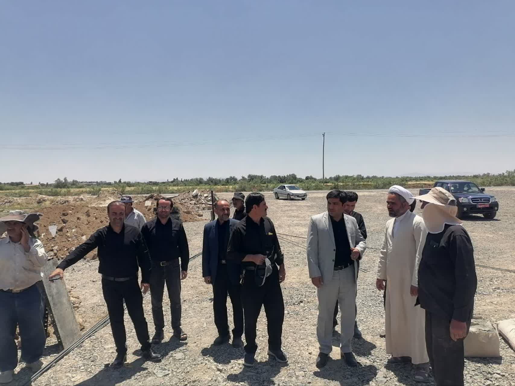 بازدید فرماندار چهاربرج از محل اجرای برنامههای فرهنگی، مذهبی و ورزشی روستای قپچاق