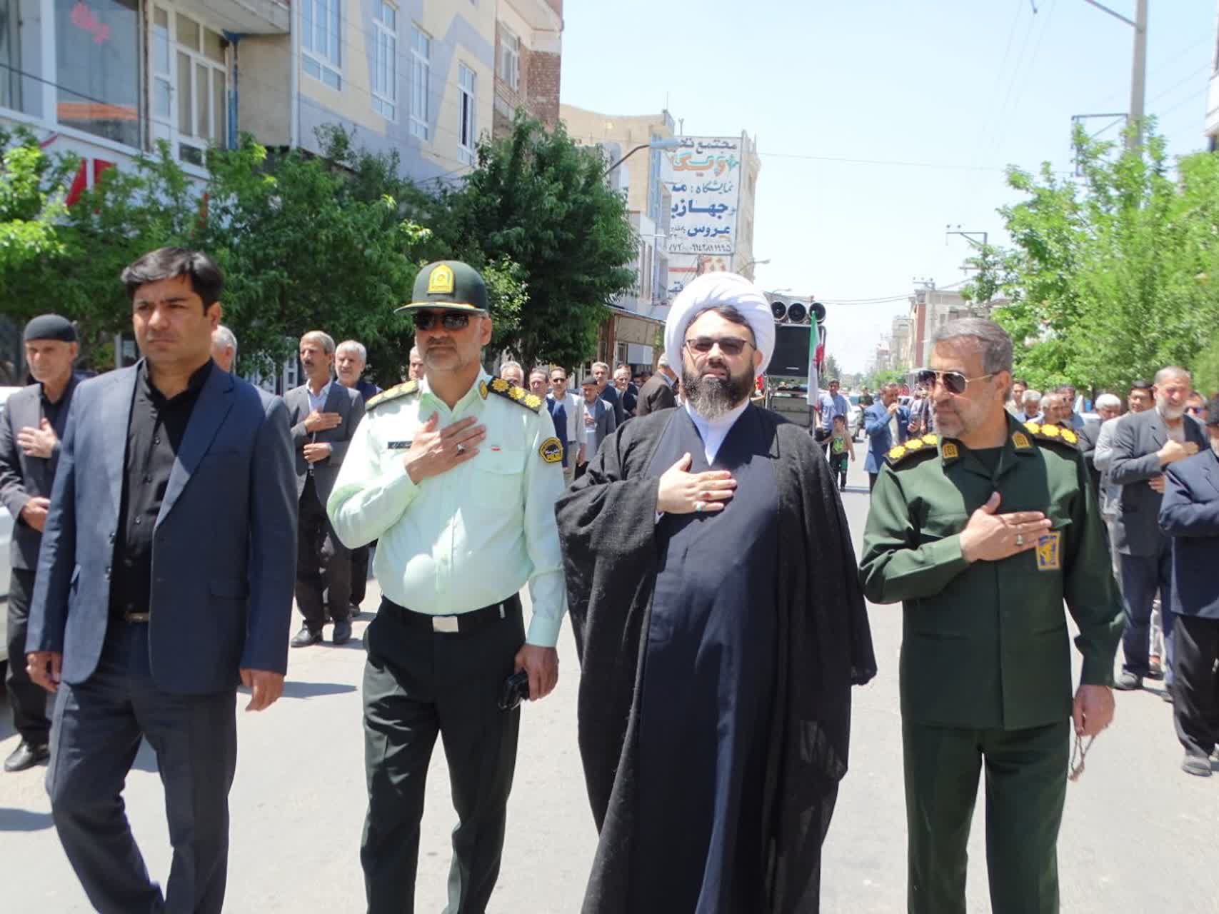 برگزاری آیین عزاداری سالگرد ارتحال امام خمینی (ره) در چهاربرج