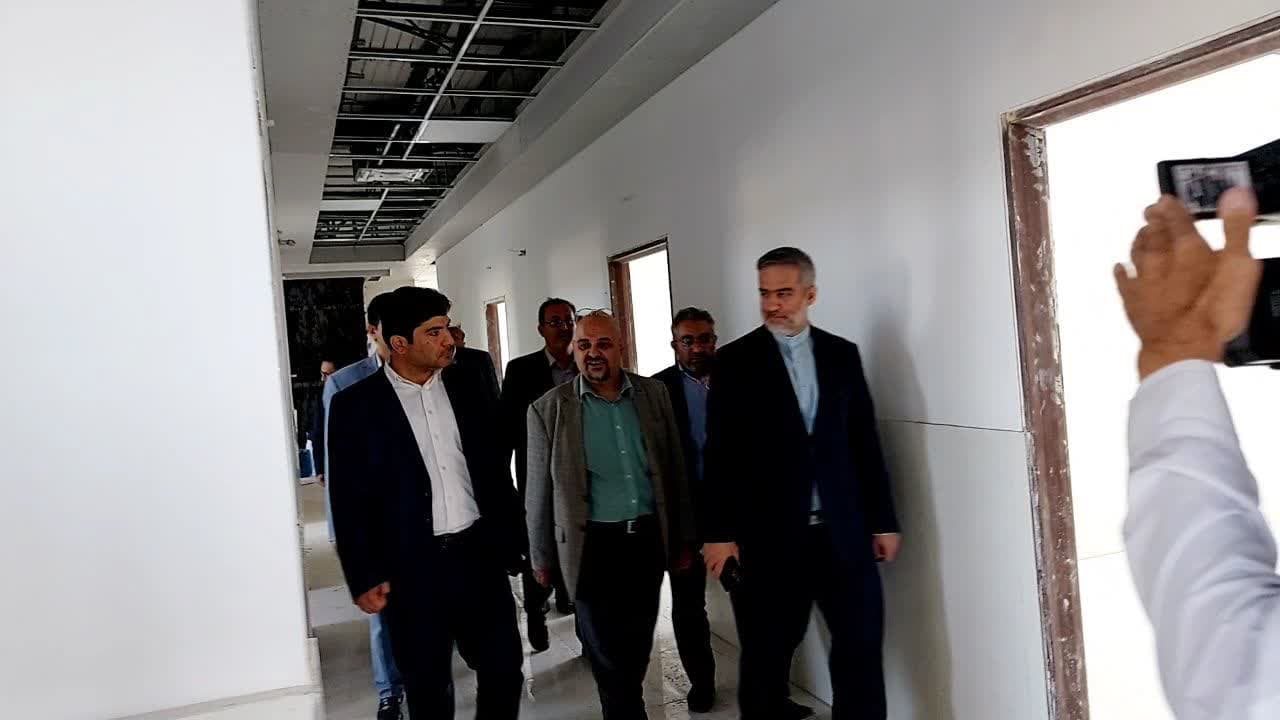 بازدید مشاور ارشد سازمان اداری و استخدامی کشور از زیرساختهای اداری شهرستان چهاربرج