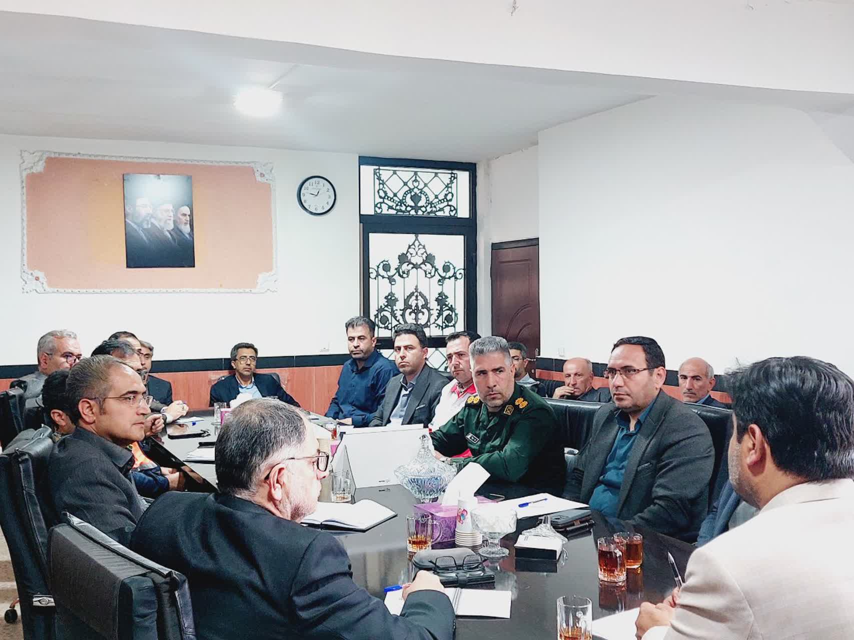 برگزاری جلسه شورای پدافند غیرعامل شهرستان چهاربرج / بازدید میدانی مدیرکل از تأسیسات گاز و سیلوی گندم