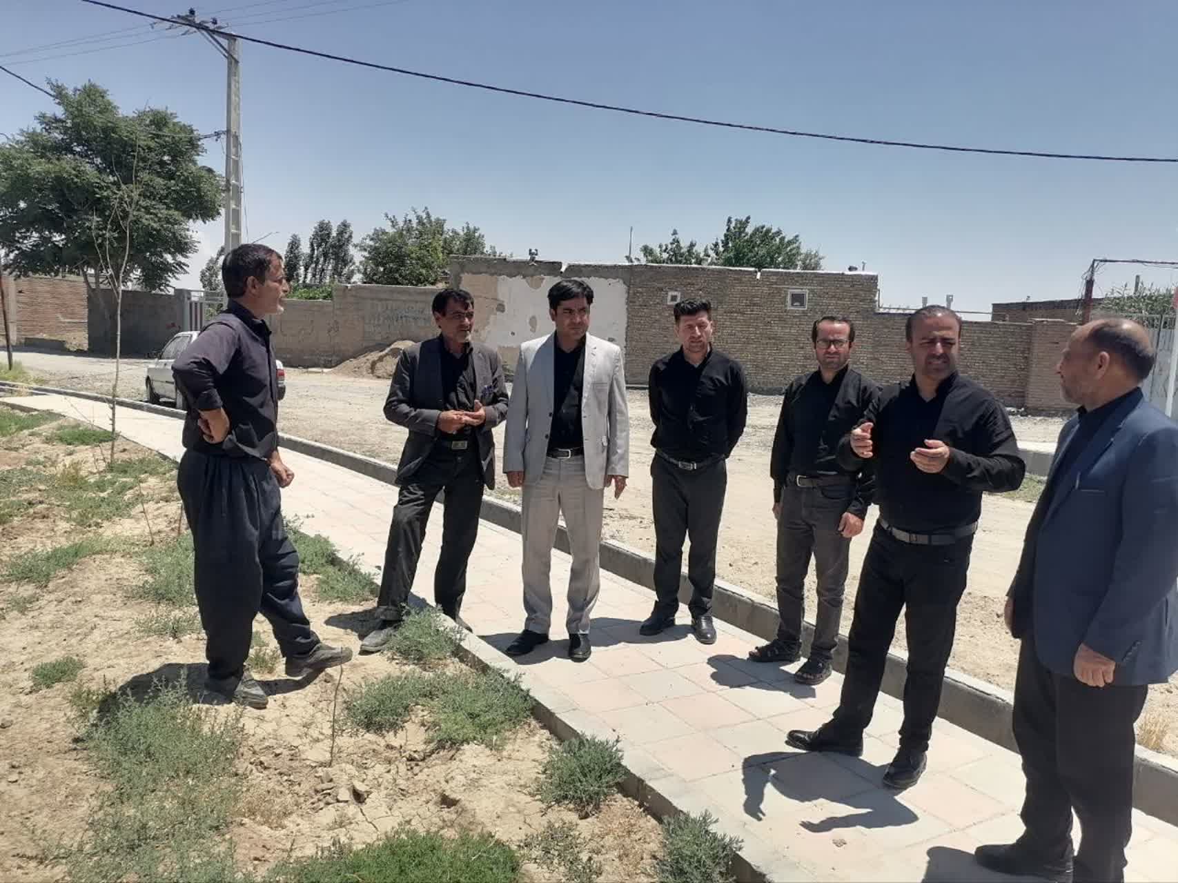 بازدید فرماندار چهاربرج از روند اجرای طرح هادی روستای آغداش