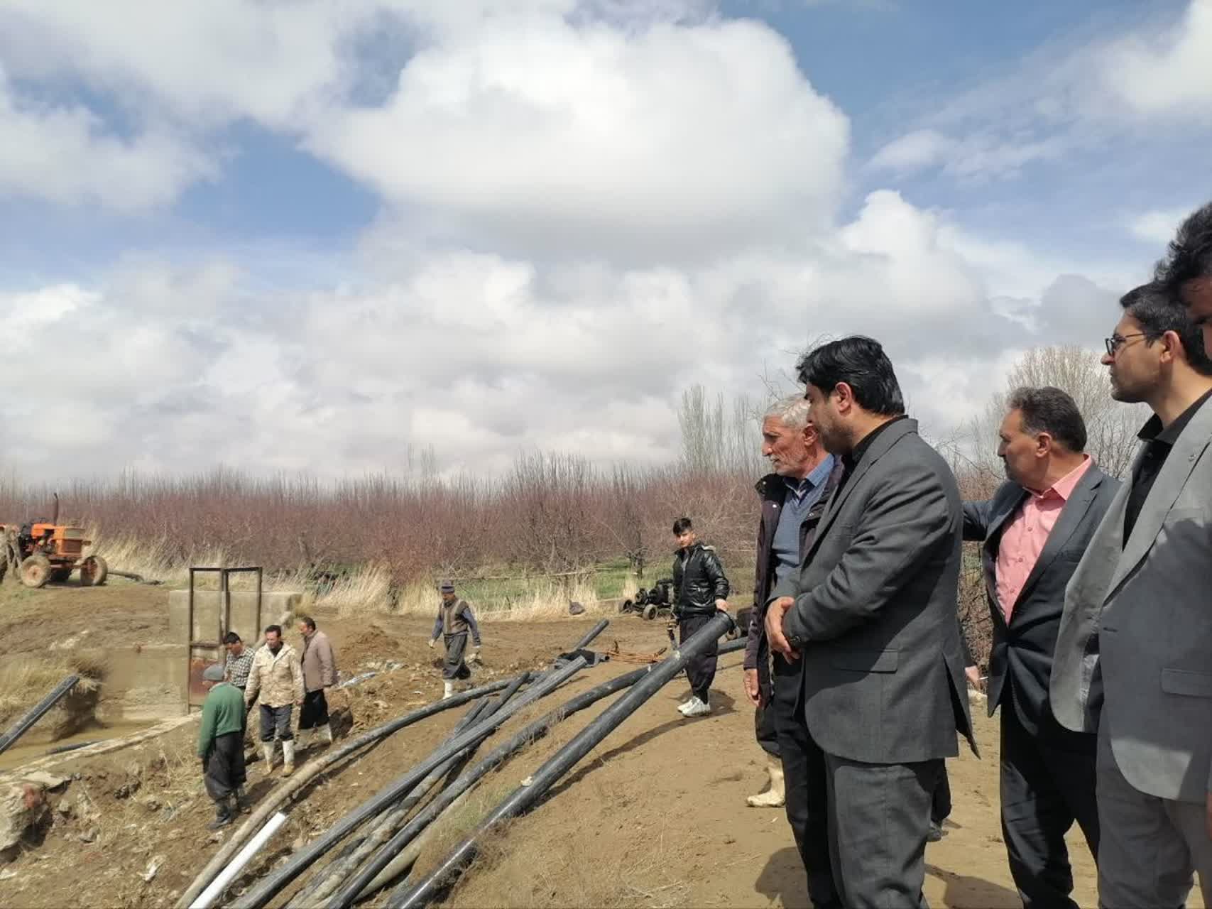 بازدید فرماندار چهاربرج از زرینه‌رود / اتخاذ تدابیر پیشگیرانه در پی افزایش تراز آب