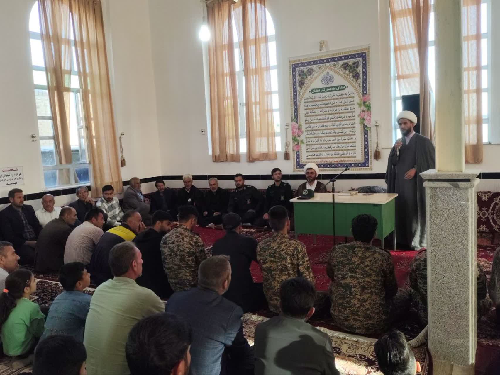 تجمع اهالی ولایتمدار روستای اسلامآباد شهرستان چهاربرج در حمایت از نیروهای مسلح برگزار شد