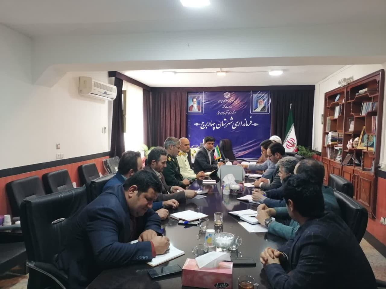 جلسه هماهنگی مراسمهای سوم خرداد و سالگرد ارتحال امام خمینی(ره) در چهاربرج برگزار شد