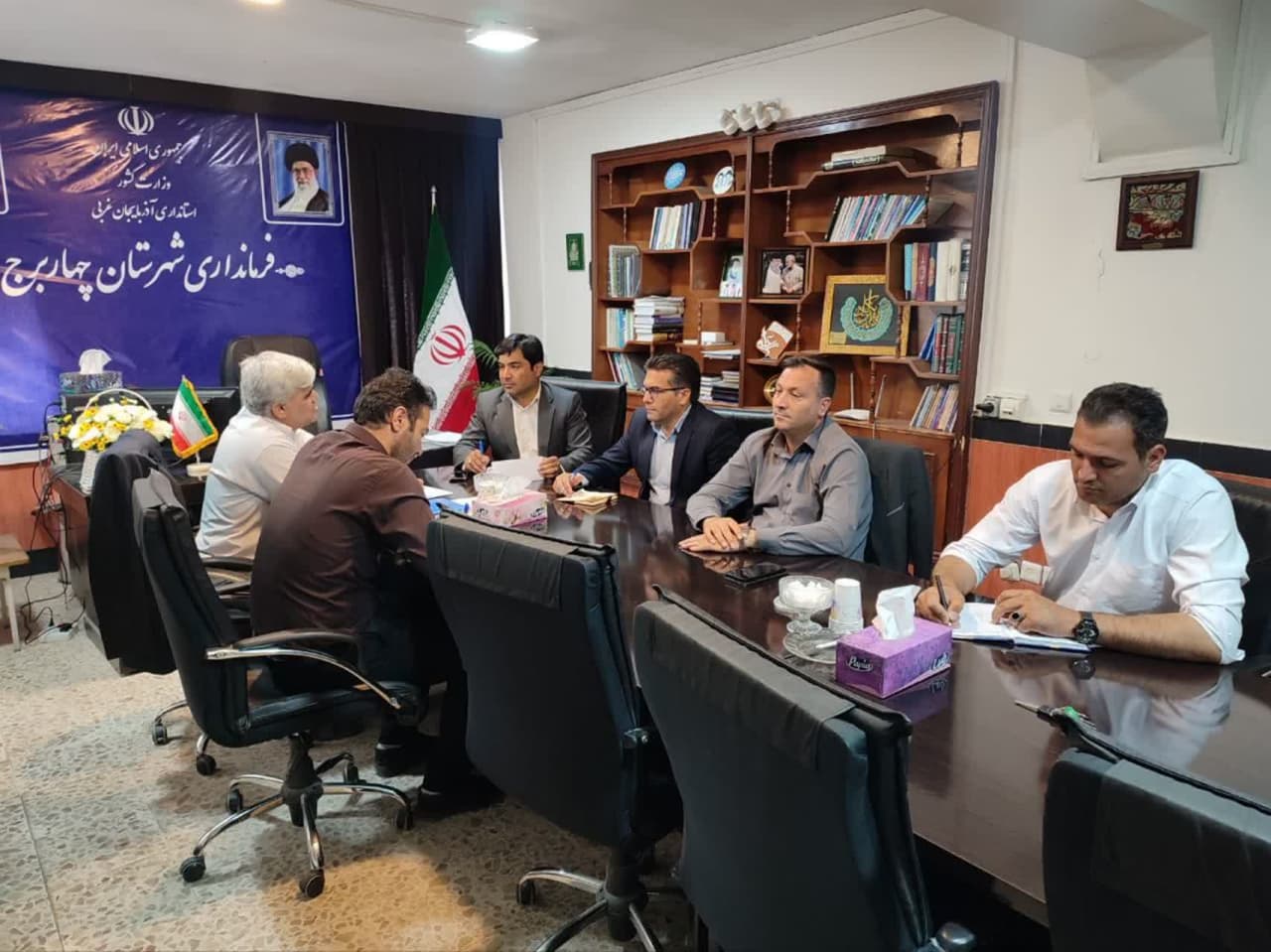 جلسه هماهنگی فرماندار با مدیران شهری چهاربرج برگزار شد